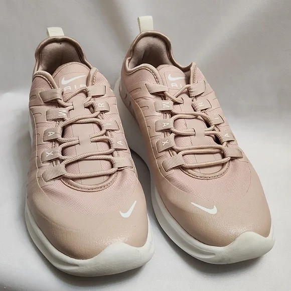 Nike Air Max Axis Running sneakers (womens size 8.5) - Picture 3 of 13